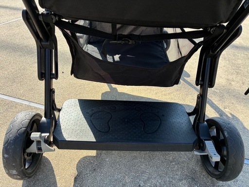 双子ベビーカー縦型