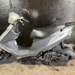 ★支払総額8.0万円★関東圏内即日配送可能！ 全車走行テスト済み！ スズキ アドレスV125 シルバー CF4EA 外観良好！ ４ストインジェクション！ 集中キー！ LEDウィンカー、テール！ LEDヘッドライト！の画像