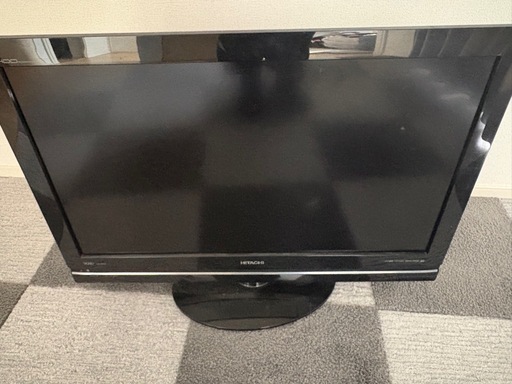 HITACHI 32型テレビ (そう) 入谷のテレビ《液晶テレビ》の中古あげます