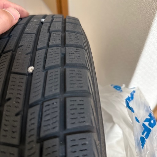 最終値下げヨコハマタイヤスタッドレス　
