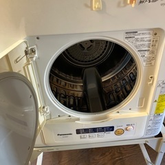 衣類乾燥機の画像