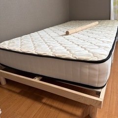 引き取り用のシングルベッドとマットレスの画像
