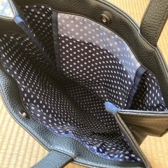 バッグ黒　A4ファイル縦対応の画像