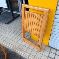 折りたたみイス  木製椅子 の画像