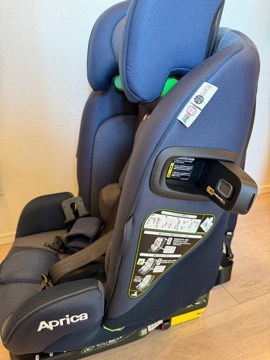 アプリッカ　チャイルド&ジュニアシート　ISOFIX