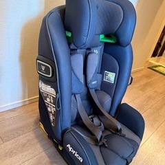 アプリッカ　チャイルド&ジュニアシート　ISOFIXの画像