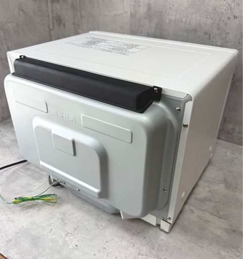 札幌市内配送可 19年製 パナソニック Bistro(ビストロ) 30L スチームオーブンレンジ NE-BS1600-W 庫内フラット