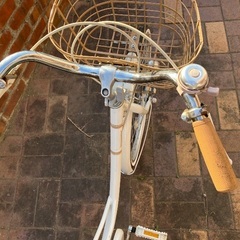 24インチ子供用自転車　ブリヂストン　白の画像