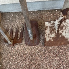 家庭菜園用具3種の画像