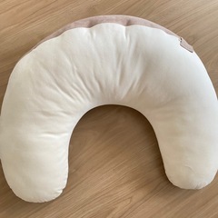 【受渡し予定者確定】【美品】エールべべ 3WAY クッション 授乳クッションの画像