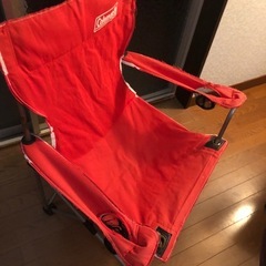 アウトドアテーブル、アウトドアチェア、パラソルセットの画像