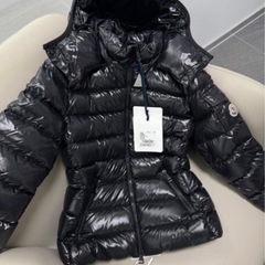モンクレール　ダウンジャケットbadyの画像