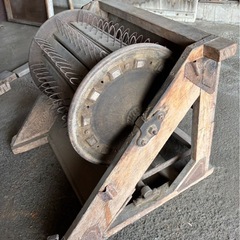 足踏み脱穀機　昭和レトロ！農機具の画像
