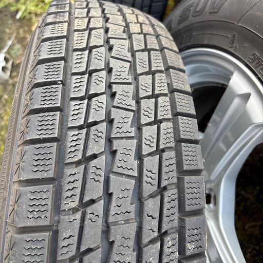 jb64 ジムニースタッドレス グッドイヤー美品175/80R 16インチ
