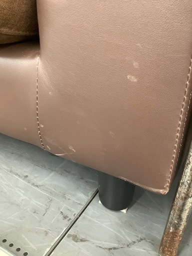 【軽トラック無料貸出中！】カウチソファー入荷しました！