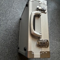 アタッシュケース、アルミケースの画像