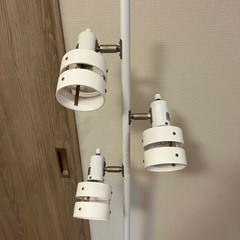 ニトリ　ライトスタンドの画像
