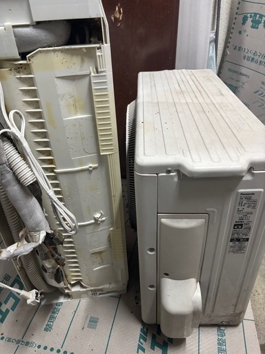 2019年式　パナソニック掃除機能付きエアコン 10畳用　ジャンク品　直せる方お願いします。