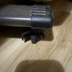 リクライニング折りたたみベッド イエローの画像