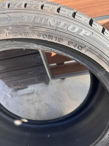 美品❗️DUNLOP WINTER MAXX WM02 245/40R19