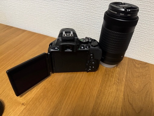 Nikon 一眼レフ D5600 レンズ•バッテリー付き