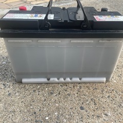 LN4 AGM アイドリング対応バッテリー🔋　値下げ🉑ハイラックス純正GSバッテリー　車　カー　カーアクセサリー　中古 ディーゼル の画像