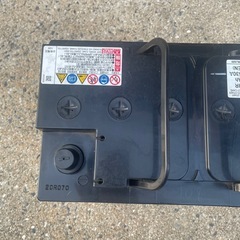 LN4 AGM アイドリング対応バッテリー🔋　値下げ🉑ハイラックス純正GSバッテリー　車　カー　カーアクセサリー　中古 ディーゼル の画像