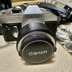 Canon  FTb 望遠レンズ　ストロボセット　一眼レフカメラの画像