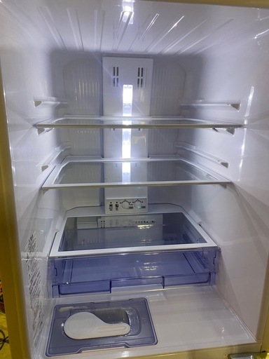 ○ 3ドアノンフロン冷凍冷蔵庫MITSUBISHI 三菱272L MR-CX27K 2024年製