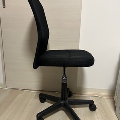 デスクチェア オフィスチェアの画像