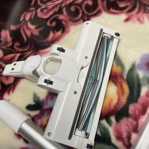 中古品 AQUA コードレススティッククリーナー  AQC-HX1R 2024年 動作確認済み 掃除機