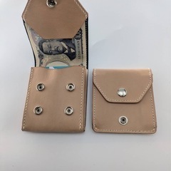 レザー財布の画像