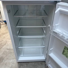 138⭐️2022年製★ヤマダ電機　冷蔵庫　大型　2ドア　ホワイト　一人暮らし の画像