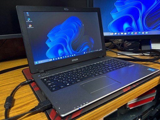 ノートパソコン EPSON Windows11 25H2 CPU i7-4610M メモリ16GB Office2021