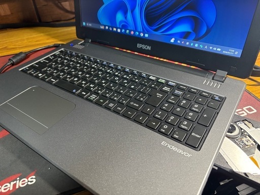 ノートパソコン EPSON Windows11 25H2 CPU i7-4610M メモリ16GB Office2021