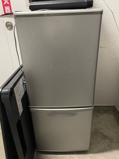 パナソニック Panasonic 冷蔵庫 NR-B142W 送料無料 Panasonic 冷蔵庫 NR-B142W ホワイト パナソニック NR-B142W 価格比較