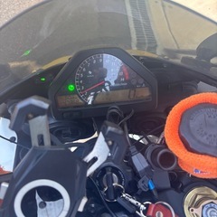 CBR1000RR SC57後期ロスマンズ逆車
の画像