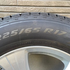 17インチ　スタッドレスタイヤの画像