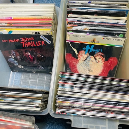 レーザーディスク6ケースまとめて約290枚 (こうちゃん) 岩松のその他の