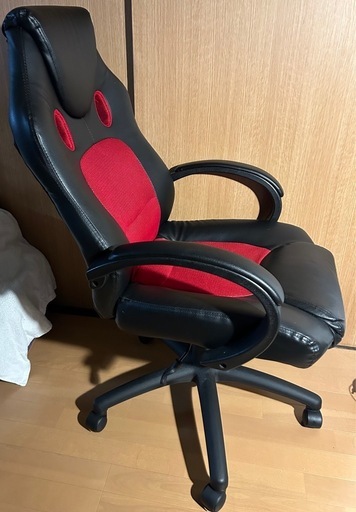 <受け渡し予定者決定済み>⭐️美品⭐️　ニトリ　オフィスチェア　赤黒