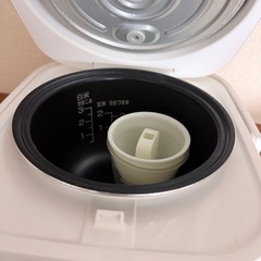 炊飯器の画像