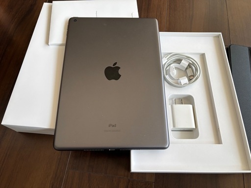 Apple iPad 第8世代 128GB Wi-Fiケース、保護フィルム付き (Kiyozaemon