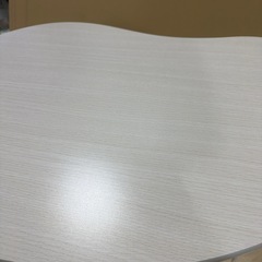 折り畳みテーブルの画像