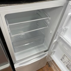 2ドア冷蔵庫の画像