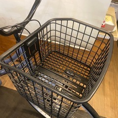 【カゴ大きめ】27インチ自転車　6段変速　LEDオートライトの画像