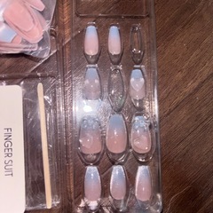 フィンガースーツ ネイルチップの画像