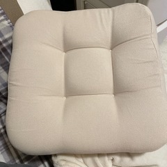 アイボリー クッション 低反発の画像