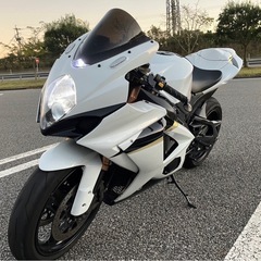 納車済み🛵🙌ヤンチャなGSX-R1000  GT77A  カスタム多数　車検9年8月の画像