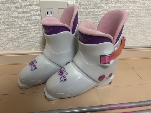 KAZAMA SPAX 3Jスキーブーツ21.0〜22.0 とポール2点 (日本海1号