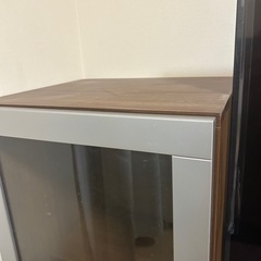 木製ガラスサイドボード 2点セット テレビ横収納⭐︎お値下げ相談OKの画像